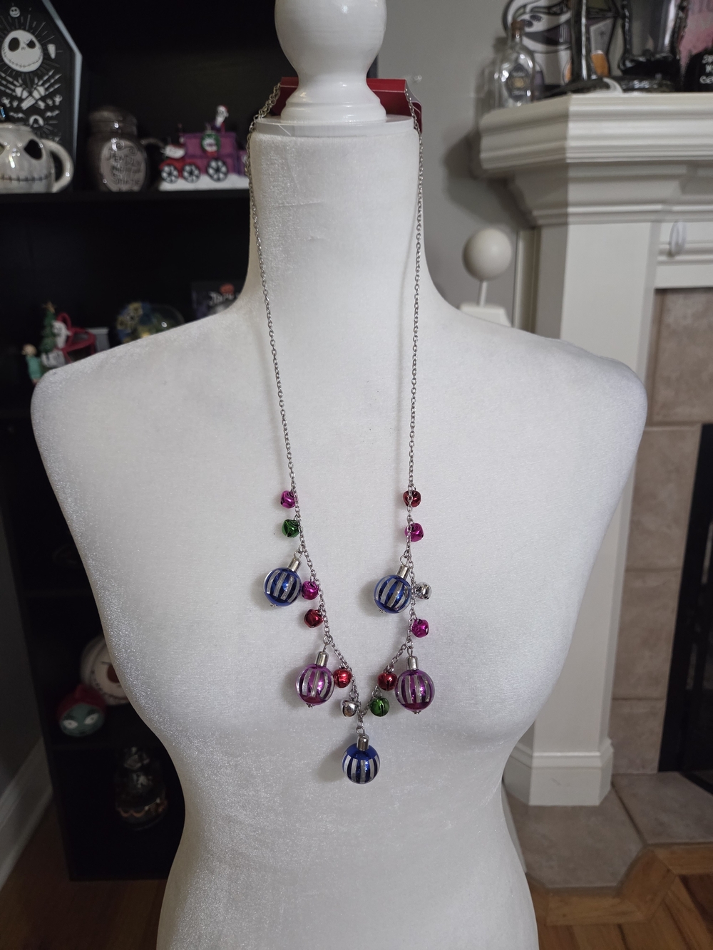 Kohl's Silver Necklace with Ornaments